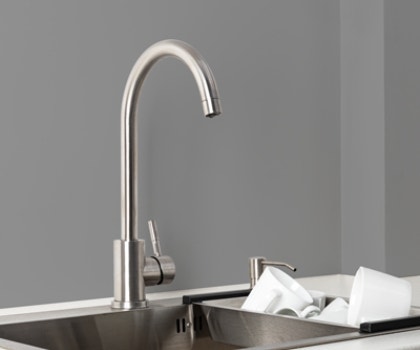 Grifo de cocina de acero inoxidable